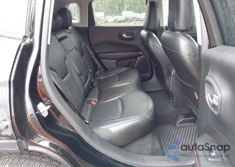 2019 Jeep Compass Trailhawk 4X4 from USA, damaged, VIN 3C4NJDDB7KT727762